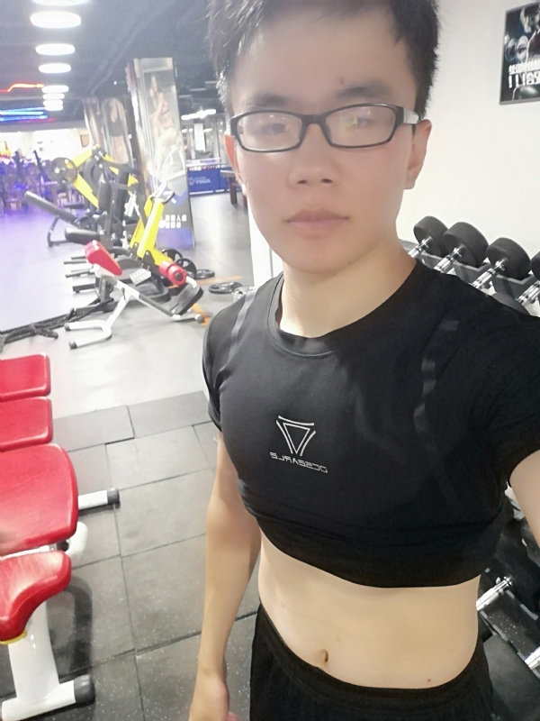 石榴裙下的第一张照片--新乡相亲服务中心