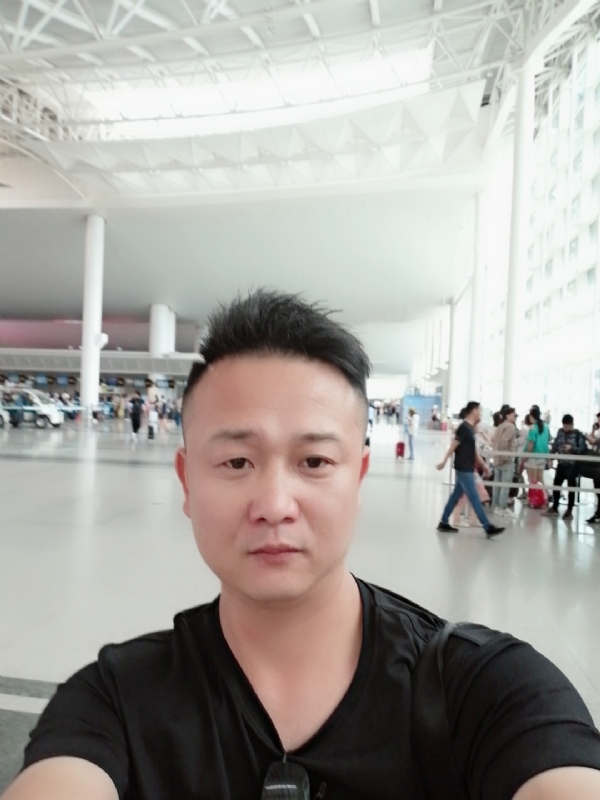 一叶知秋的第一张照片--新乡相亲服务中心