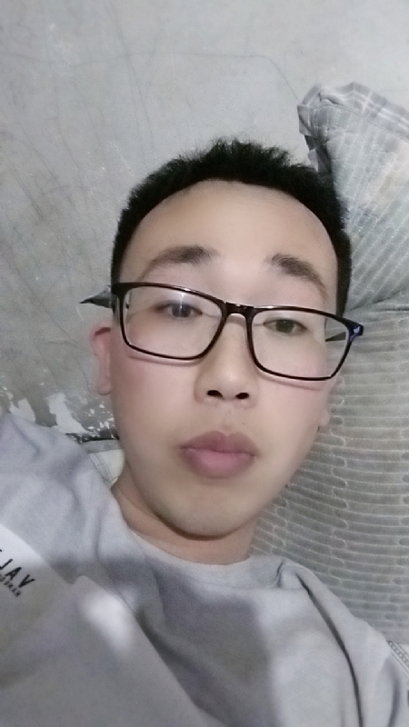 喜欢比我大的女人的第一张照片--新乡相亲服务中心