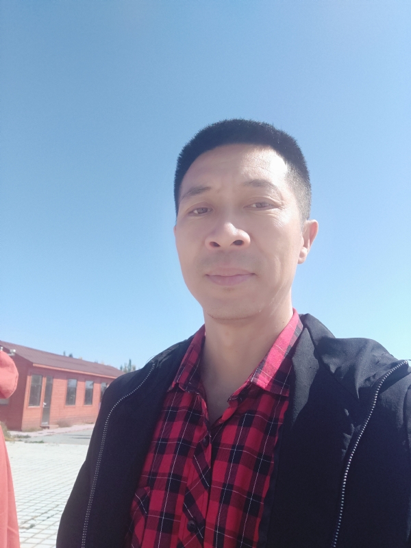 风滚草的坚持的第一张照片--新乡相亲服务中心