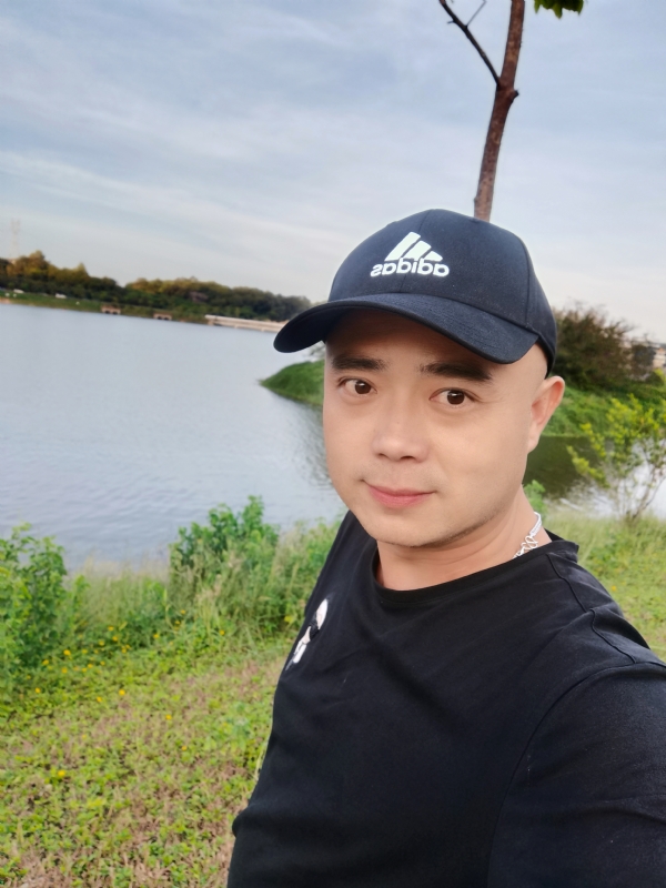 石头哥的第一张照片--新乡相亲服务中心