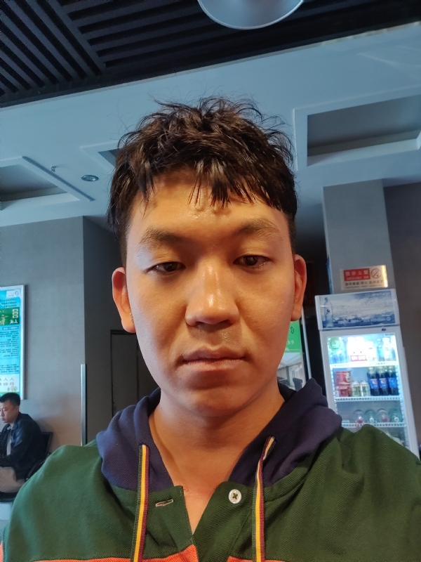 文哈哈的第一张照片--新乡相亲服务中心