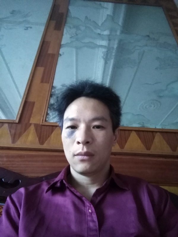 风中落叶的第一张照片--新乡相亲服务中心