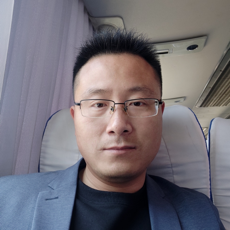 桑业挺的第一张照片--新乡相亲服务中心