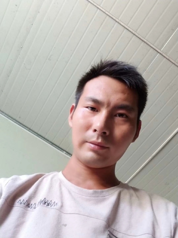 快乐肥宅水的第一张照片--新乡相亲服务中心