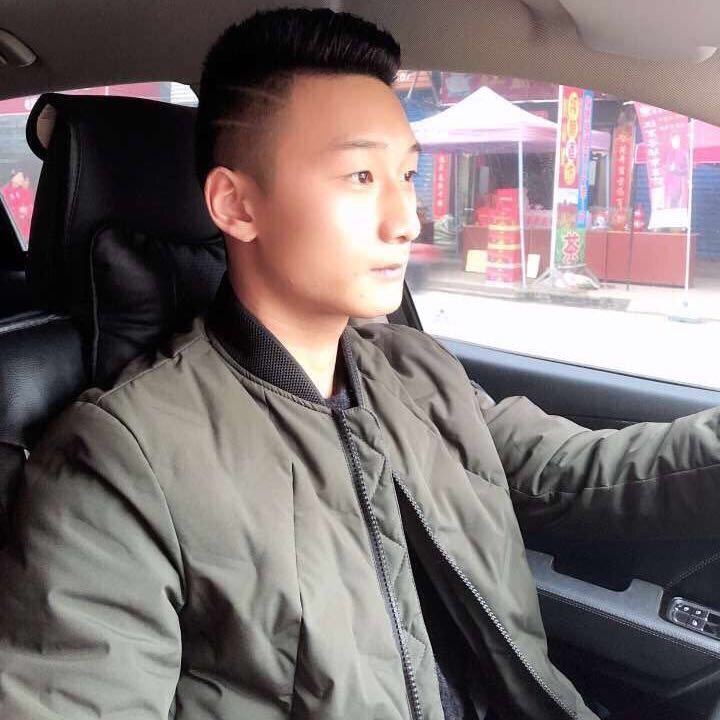 入戏太深的第二张照片--新乡相亲服务中心