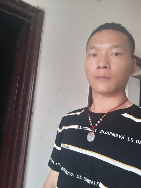 爱，请深爱的第二张照片--新乡相亲服务中心