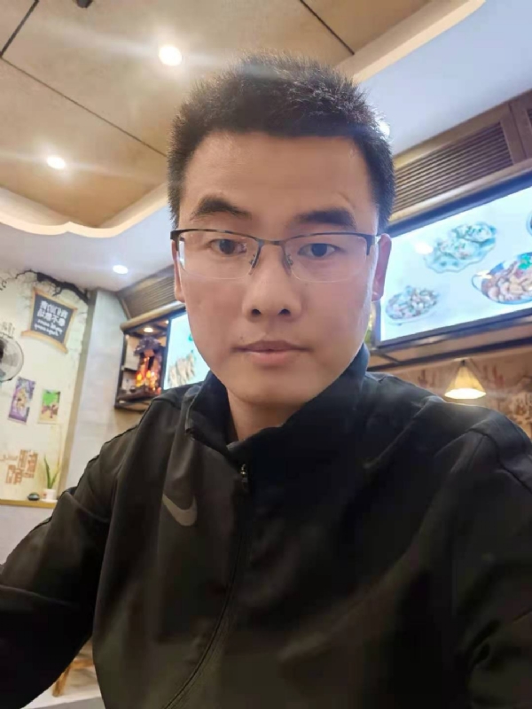 奔向幸福的第一张照片--新乡相亲服务中心