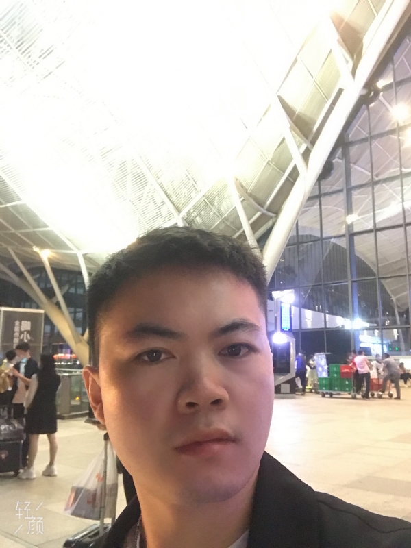 骑马的快乐的第一张照片--新乡相亲服务中心