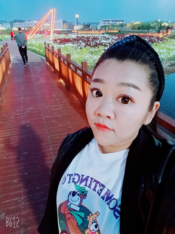 孙晓雪的第一张照片--新乡相亲服务中心