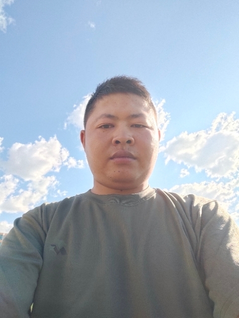 小马的第一张照片--新乡相亲服务中心