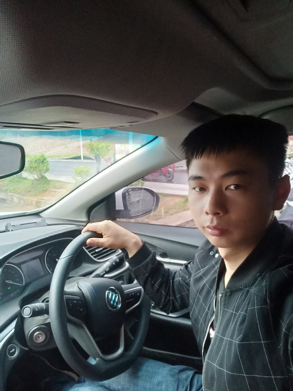 宇的第二张照片--新乡相亲服务中心