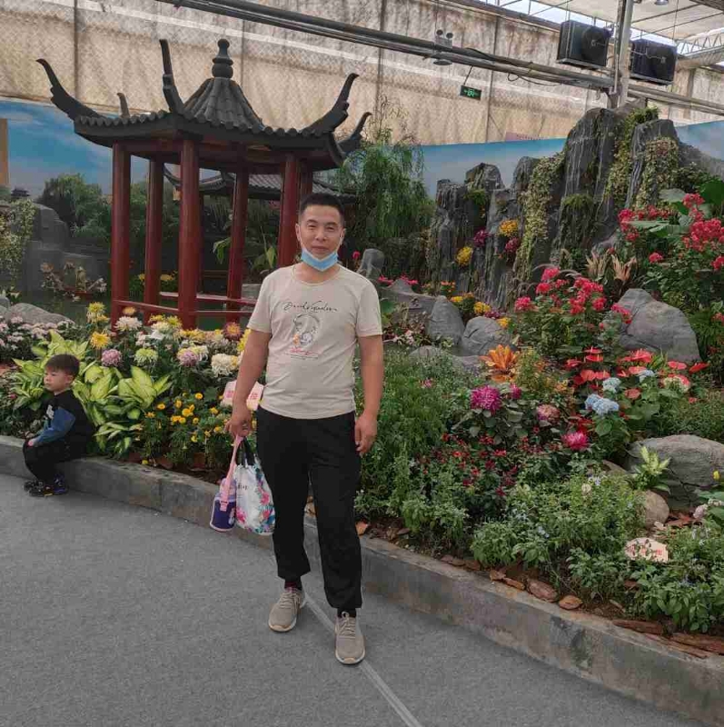 受伤的痴情男的第一张照片--新乡相亲服务中心