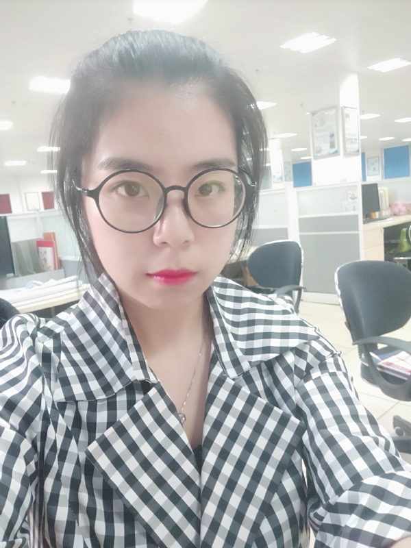 莹莹的第一张照片--新乡相亲服务中心