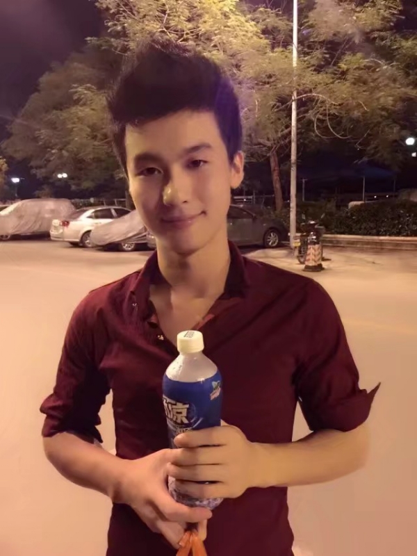 皮特王的第三张照片--新乡相亲服务中心