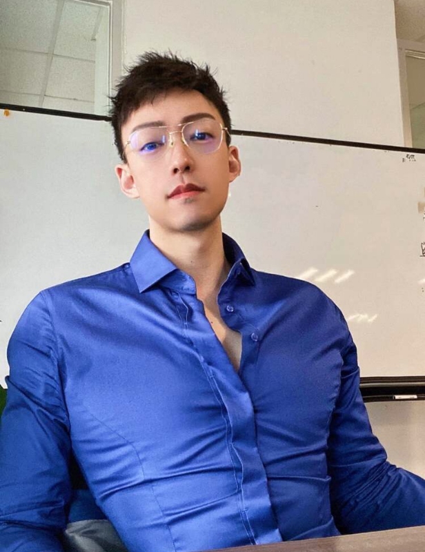 黎明的梦的第一张照片--新乡相亲服务中心