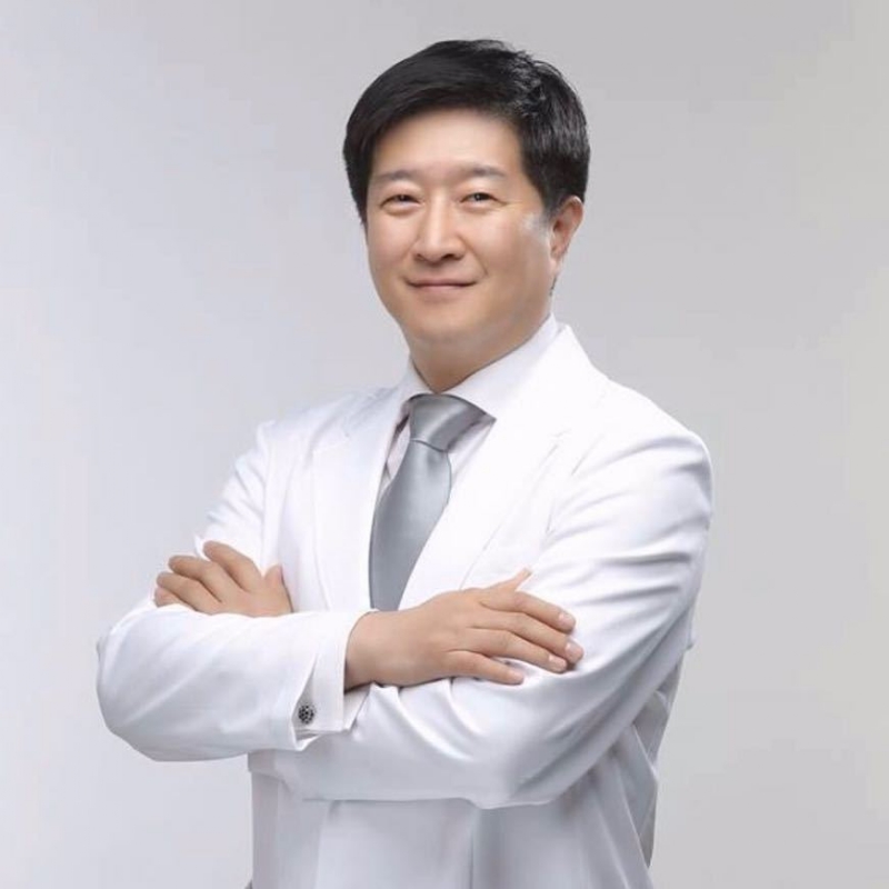 王伟的第二张照片--新乡相亲服务中心