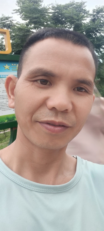 找个相爱的人结婚的第一张照片--新乡相亲服务中心