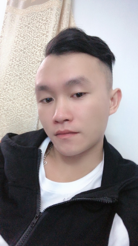 士多啤梨的第一张照片--新乡相亲服务中心