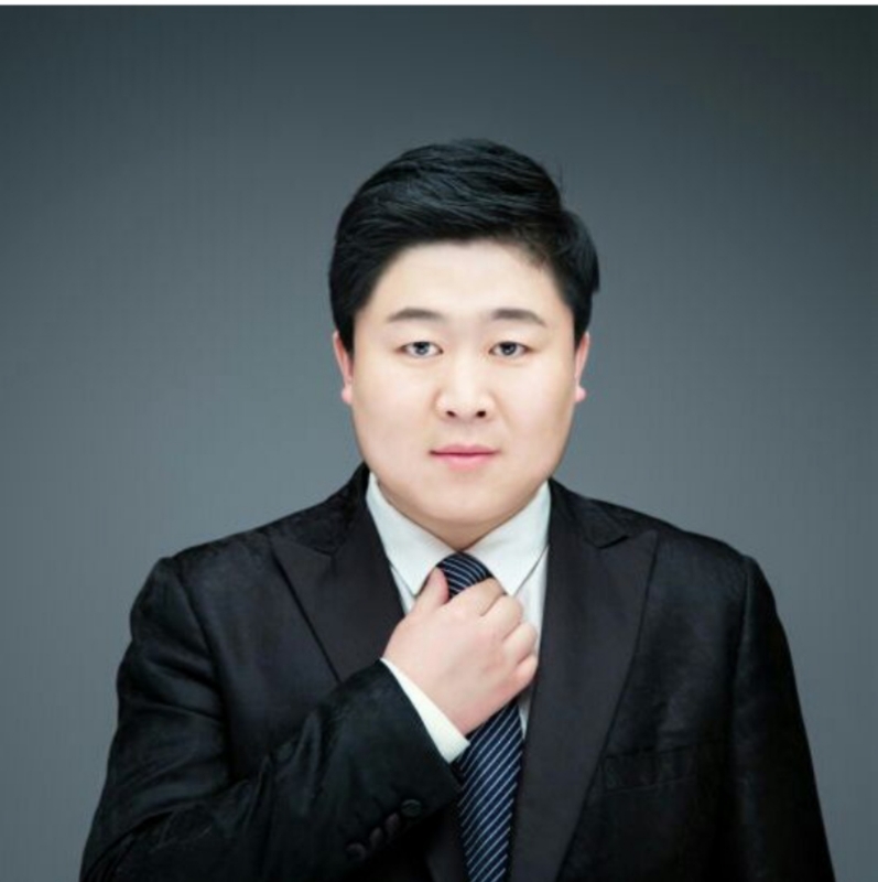 迷途小书童的第一张照片--新乡相亲服务中心