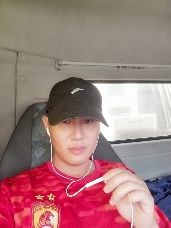 B大叔的第二张照片--新乡相亲服务中心