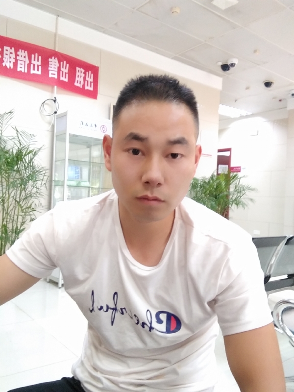 小少的第一张照片--新乡相亲服务中心