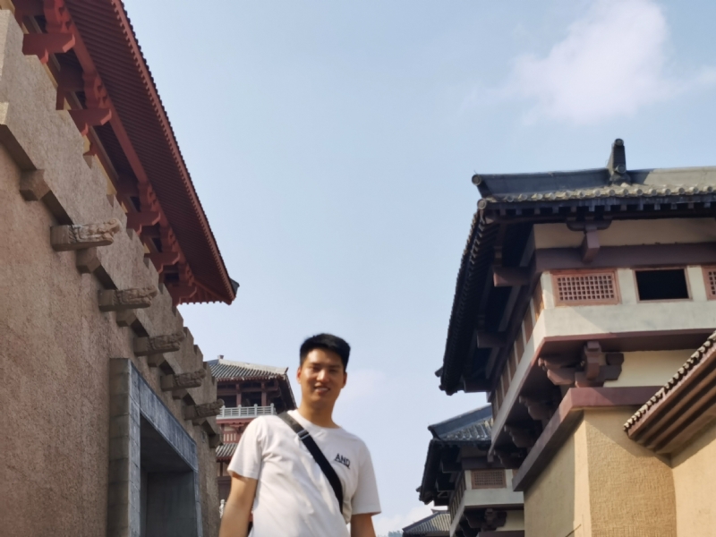 咸鱼不闲的第二张照片--新乡相亲服务中心