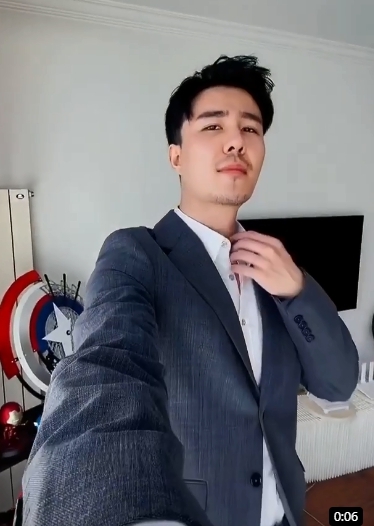 孤獨一郎的第一张照片--新乡相亲服务中心