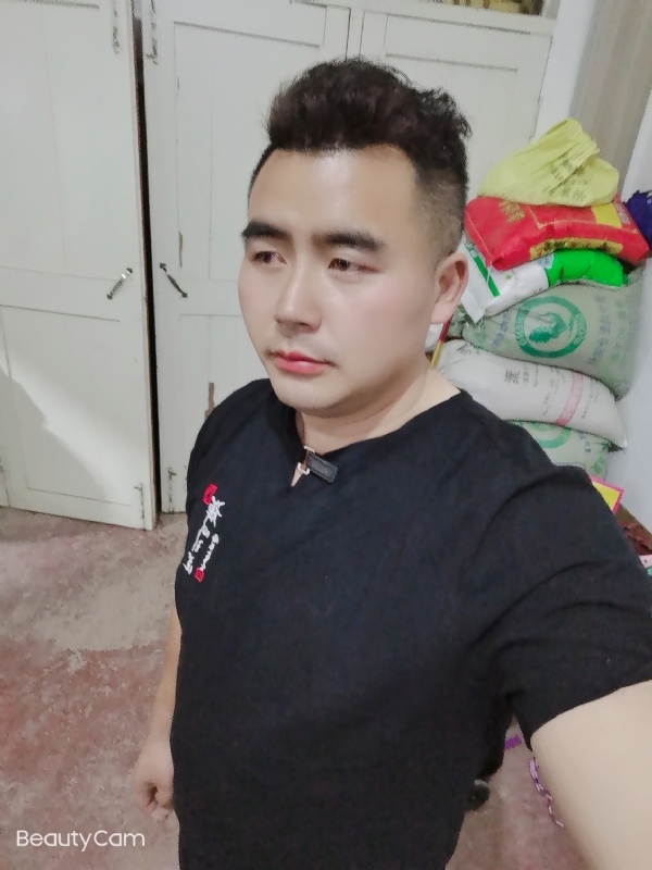 阿杰的第一张照片--新乡相亲服务中心