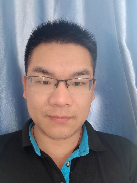 朱先生的第一张照片--新乡相亲服务中心