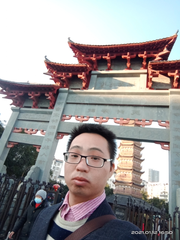 碧血丹心的第一张照片--新乡相亲服务中心