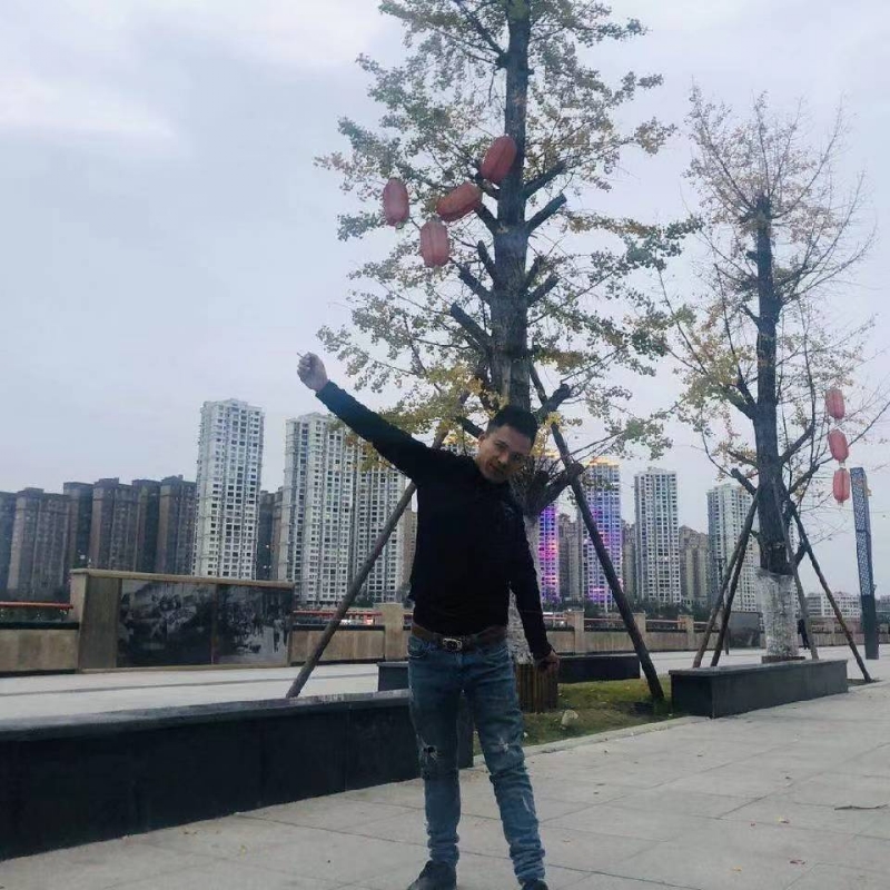 空空的房间的第一张照片--新乡相亲服务中心