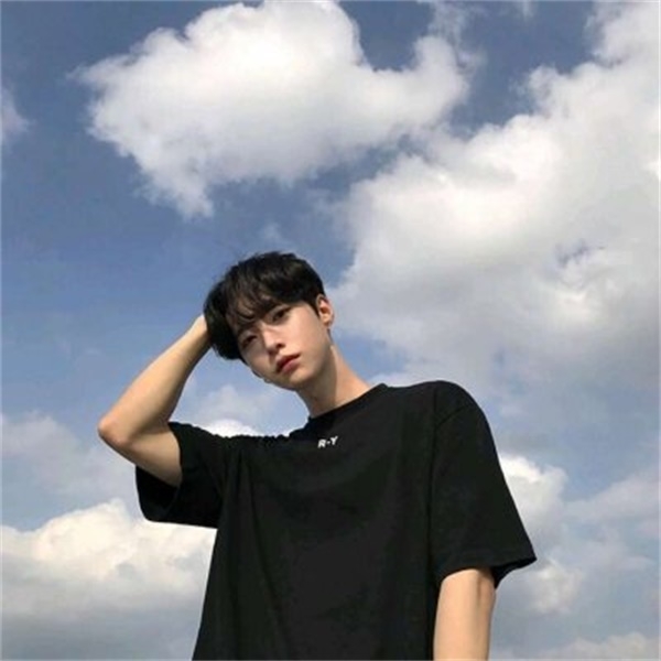 不忘初心的第一张照片--新乡相亲服务中心