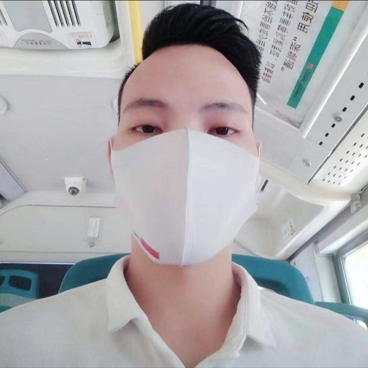 摆渡者的第一张照片--新乡相亲服务中心