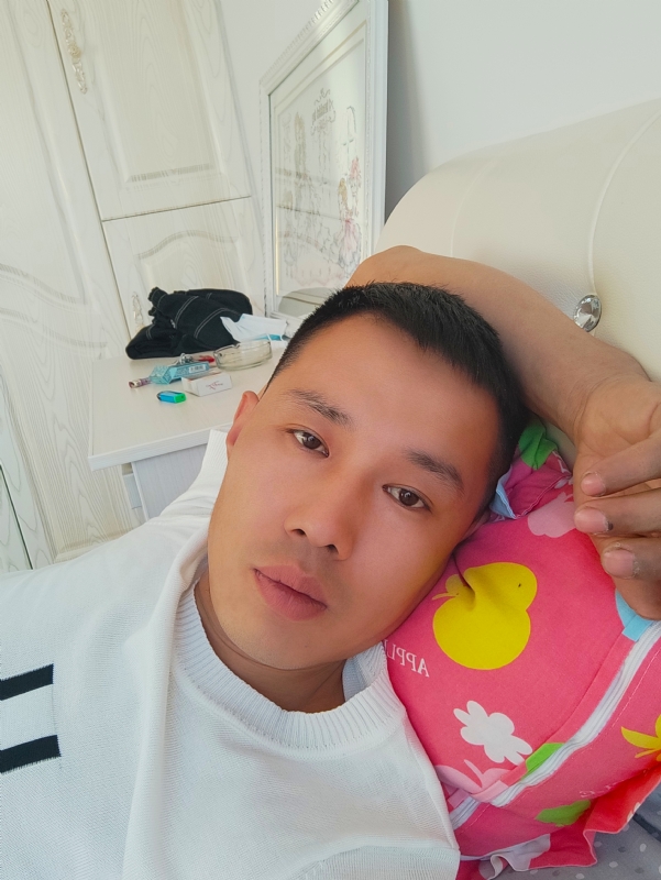 一个人的第一张照片--新乡相亲服务中心