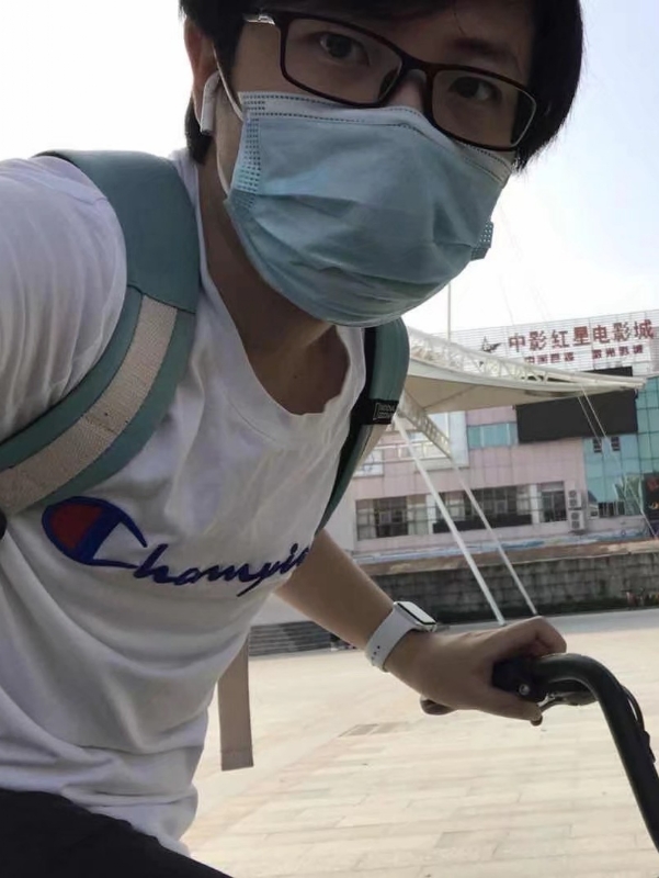 丁先生的第二张照片--新乡相亲服务中心