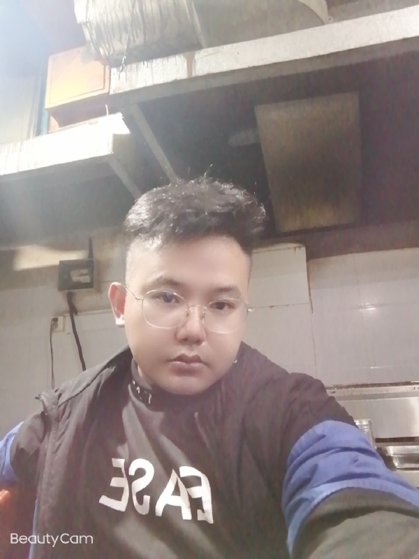 棒哥的第一张照片--新乡相亲服务中心