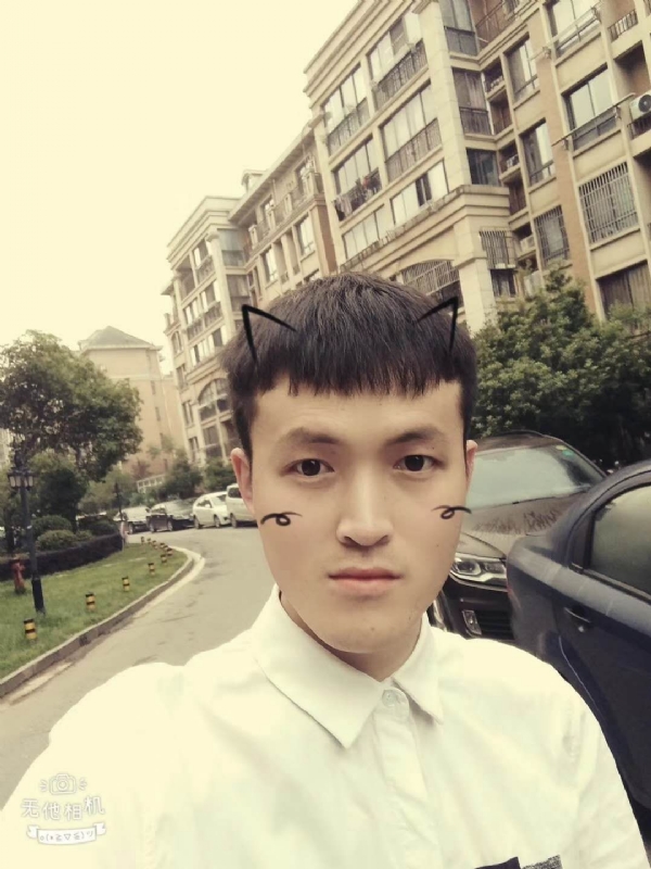 星空之下的第二张照片--新乡相亲服务中心