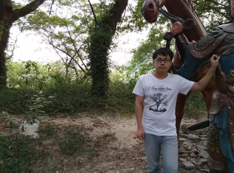 峰的第一张照片--新乡相亲服务中心