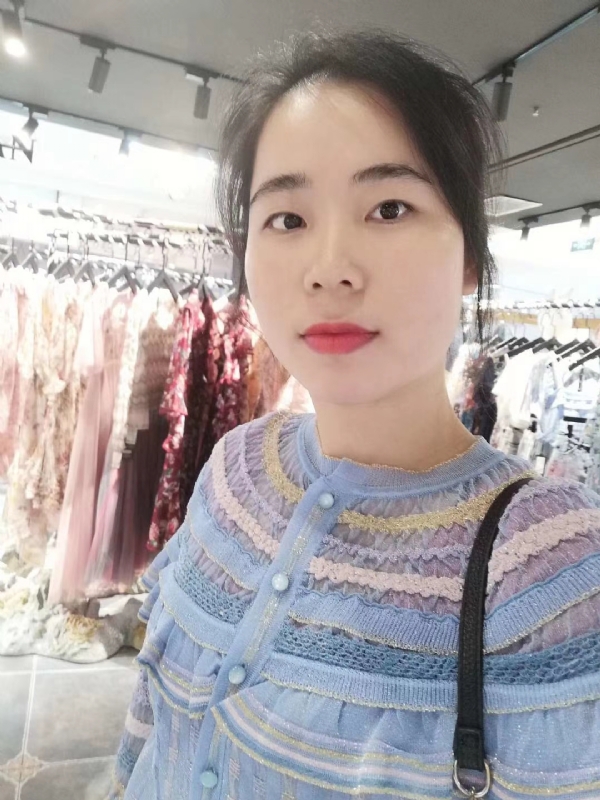 团笑的第一张照片--新乡相亲服务中心