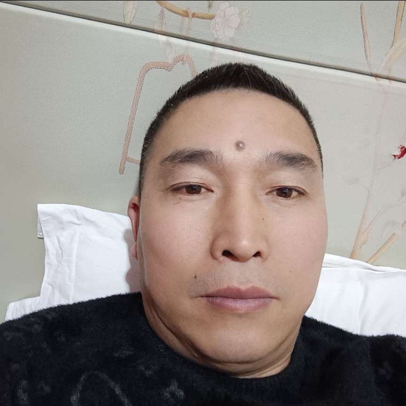 痴情男的第二张照片--新乡相亲服务中心