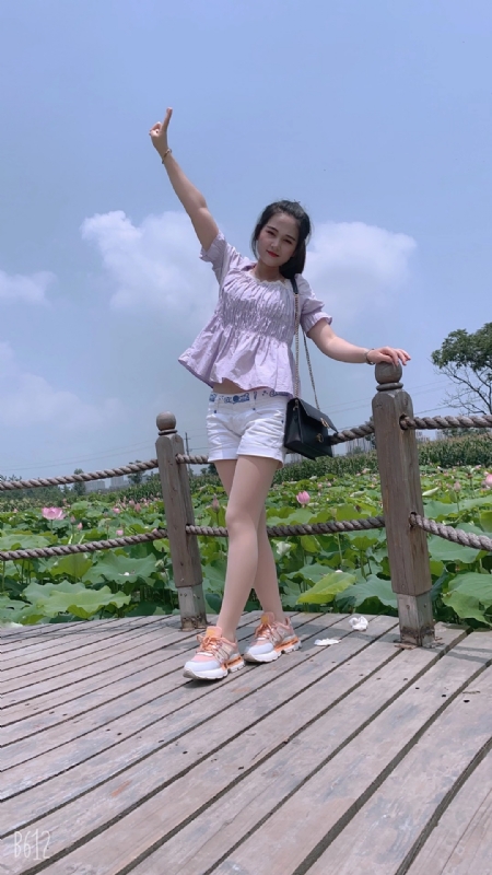 秋水伊人的第二张照片--新乡相亲服务中心