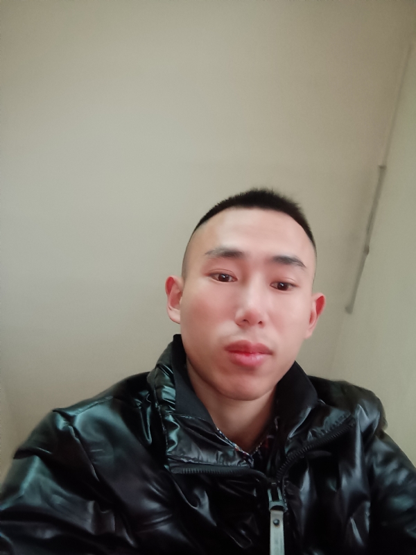 阿浩的第一张照片--新乡相亲服务中心