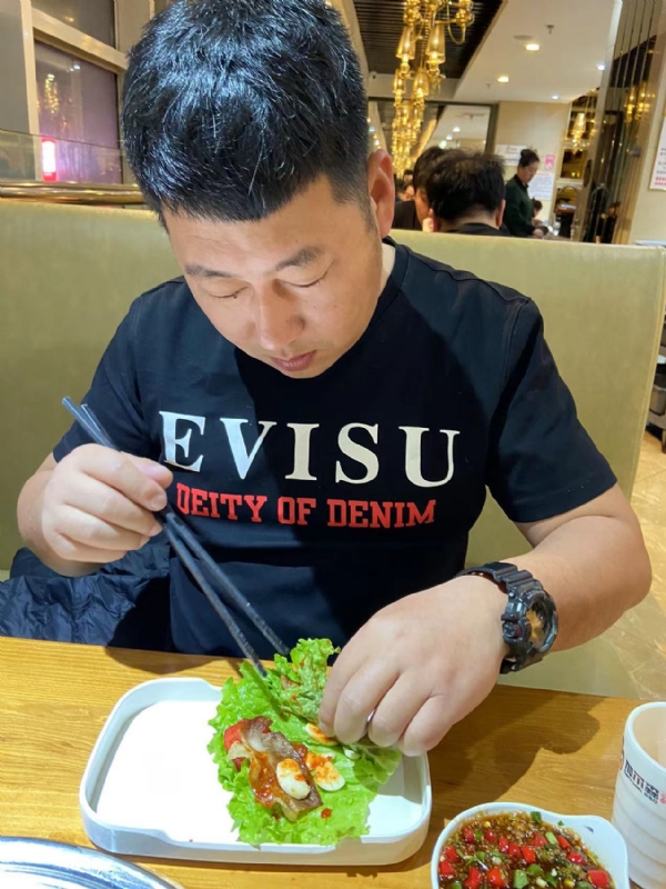 砒霜的第一张照片--新乡相亲服务中心