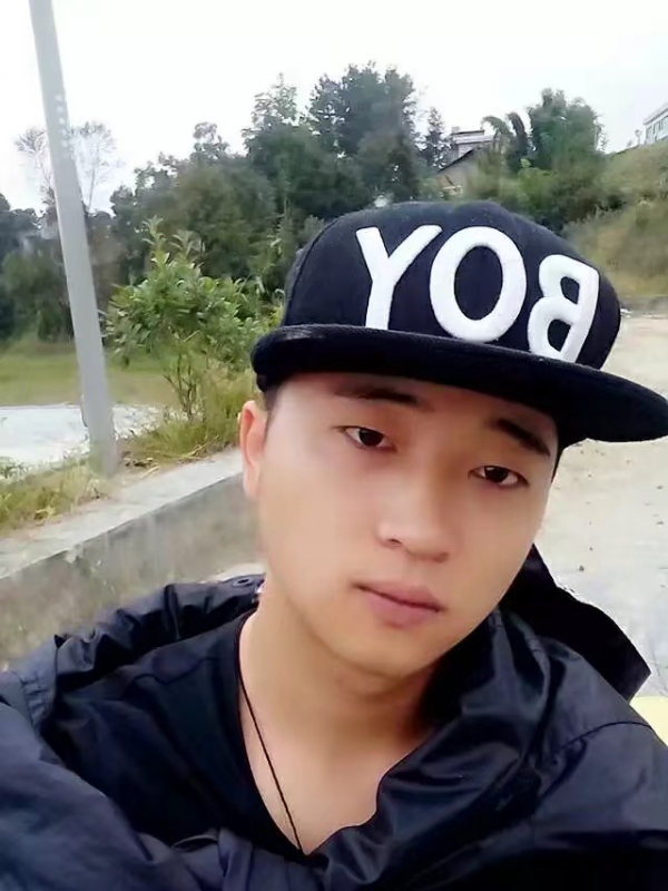 南来北往的第一张照片--新乡相亲服务中心