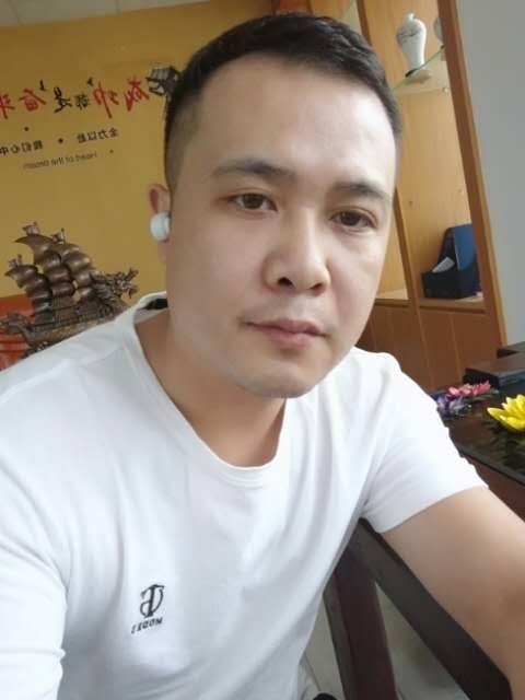 礼哥的第二张照片--新乡相亲服务中心