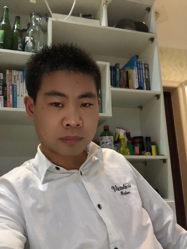 取经年的第一张照片--新乡相亲服务中心