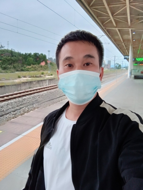 小李的第一张照片--新乡相亲服务中心