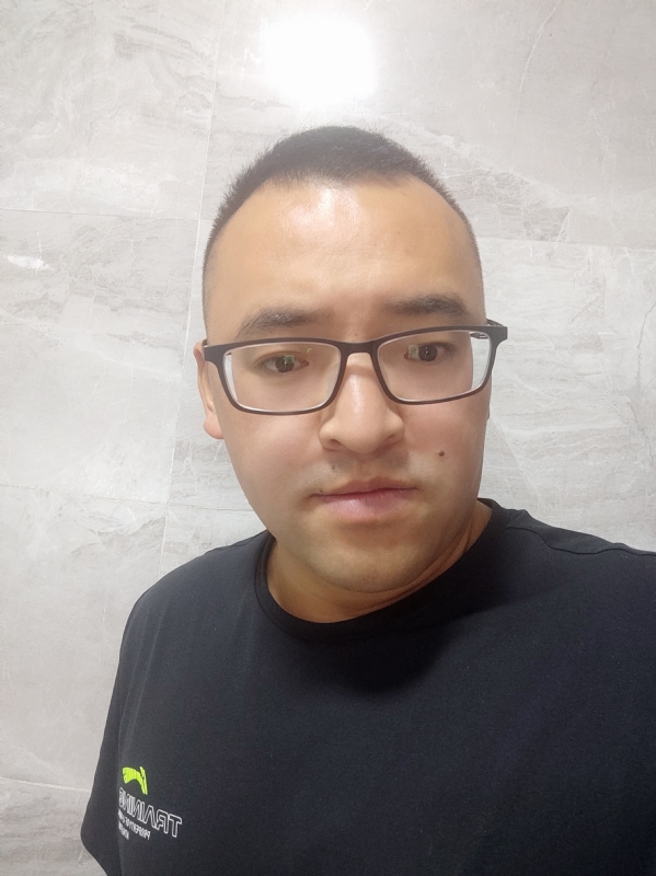 只愿得一人心的第四张照片--新乡相亲服务中心