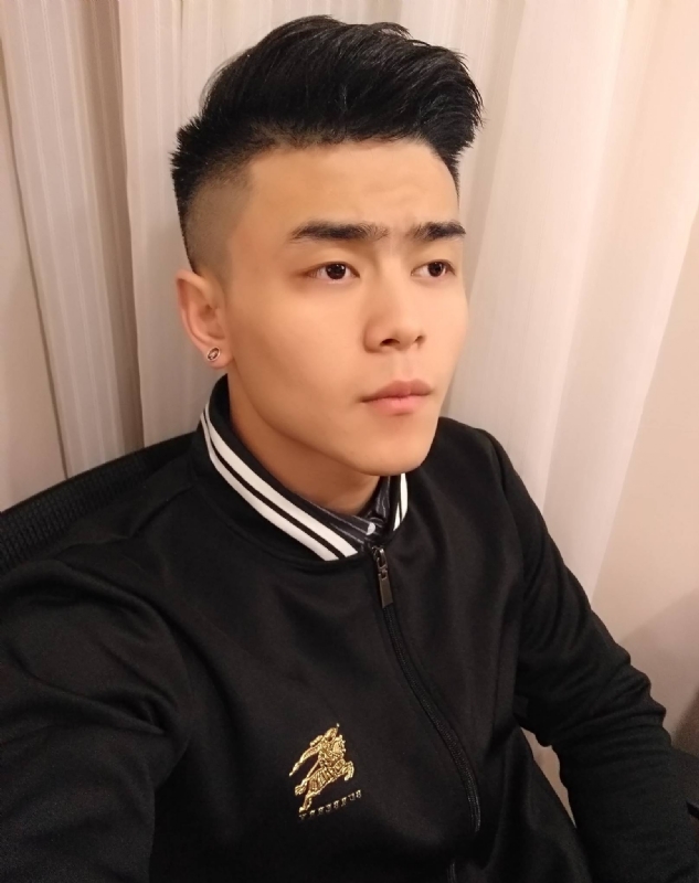 随缘的第一张照片--新乡相亲服务中心